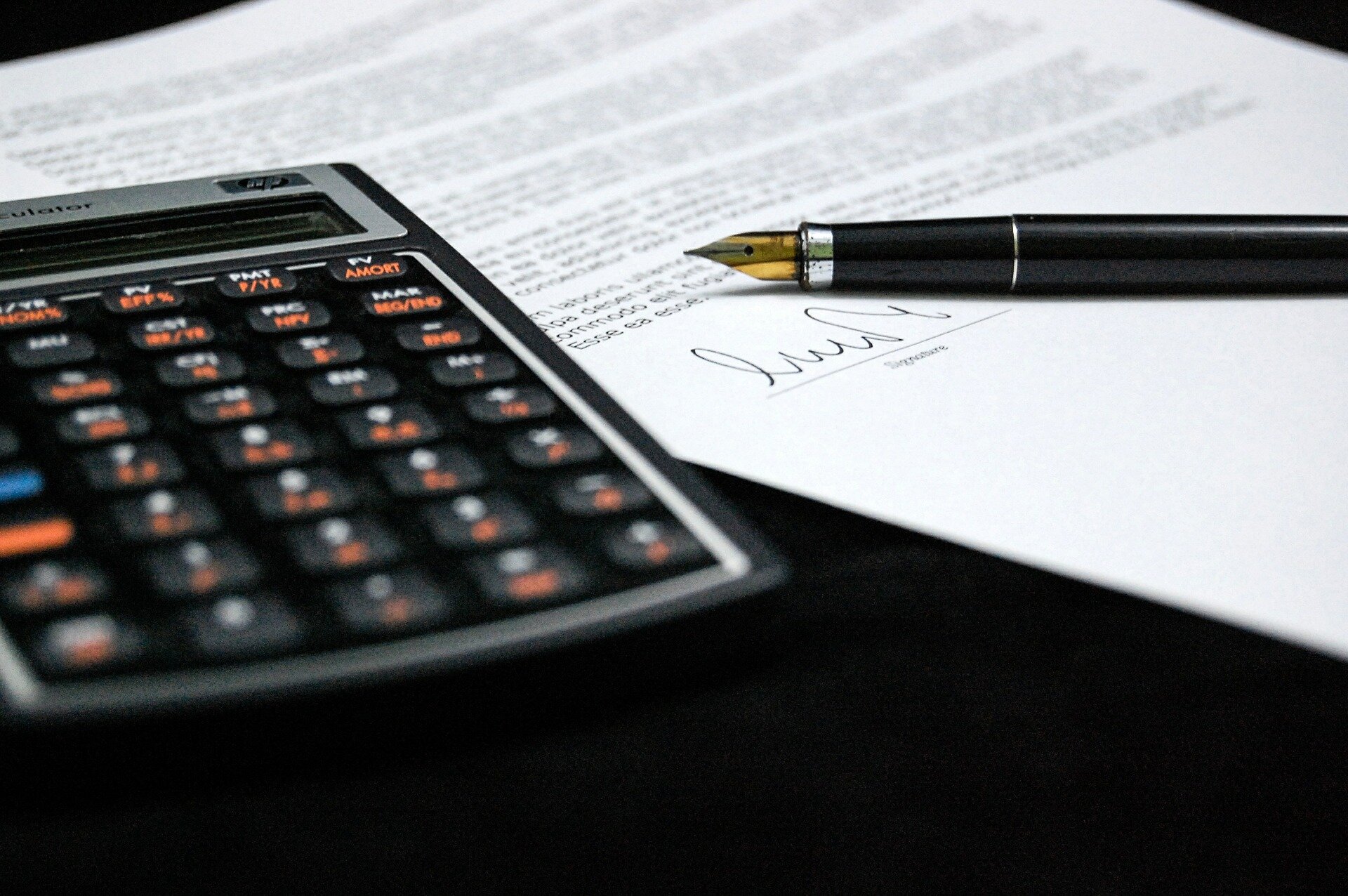 Какие нужно предоставить документы при оформлении кредита на покупку недвижимости?